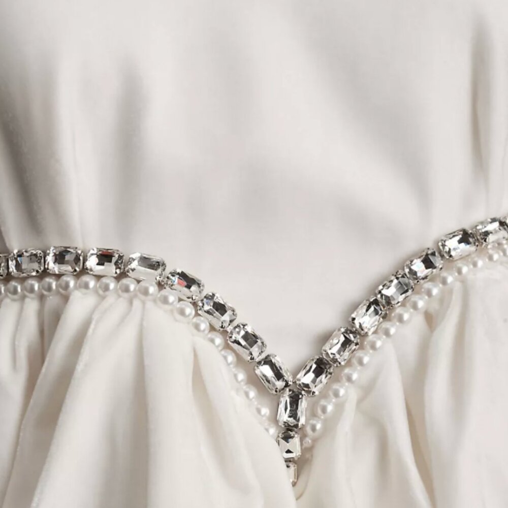 Nana Jacqueline Sienna Halter Bubble Hem Jumpsuit in White - Picture 8 of 16